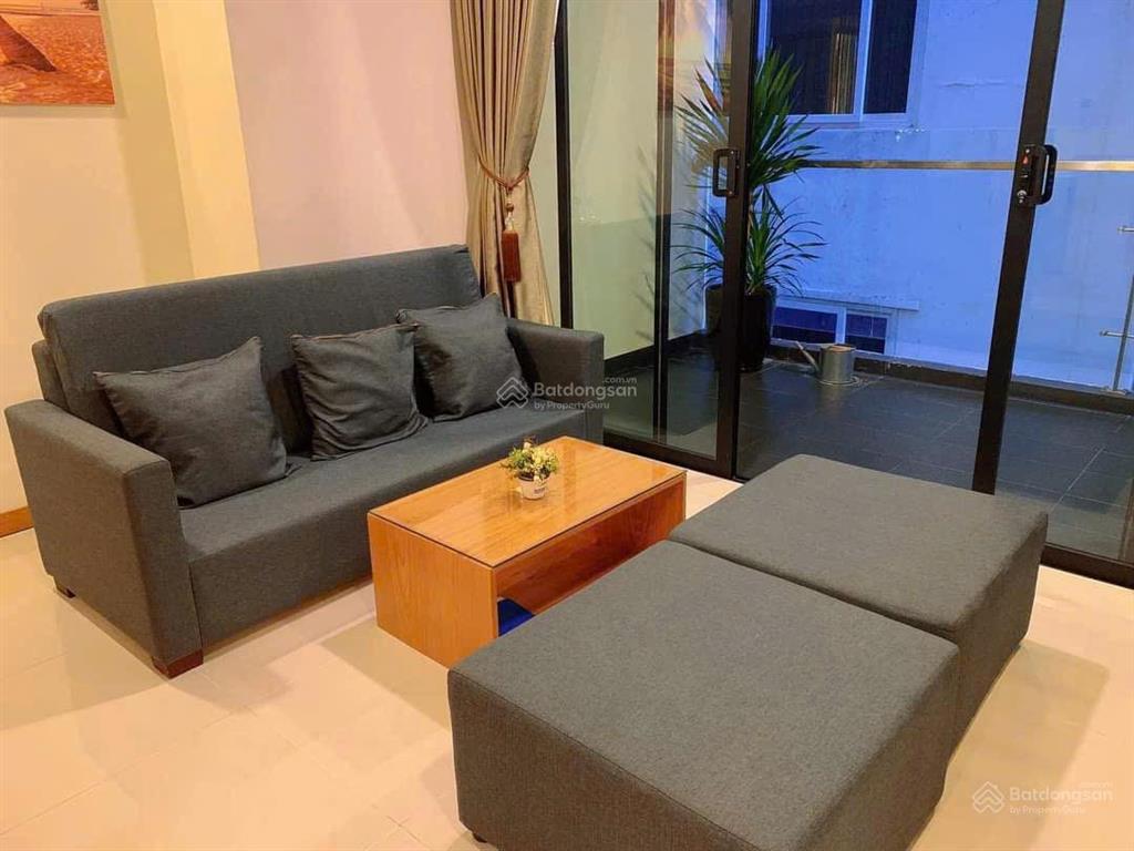 Bán căn hộ maple nt có sổ hồng, ngay quảng trường 2/4, ngay biển bãi tắm đẹp. dt 65m2 giá 4,250.