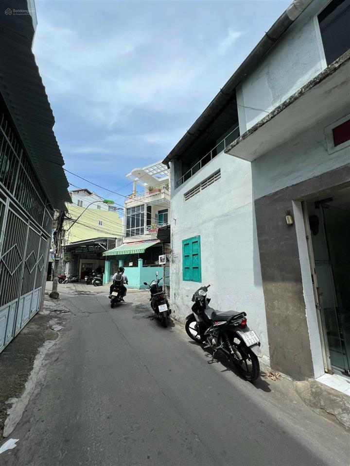 Bán nhà cấp 4 phường phước tiến mặt tiền đường núi một gần vòng xoay ngã 6, dt 42,5m2, giá 3,6 tỷ