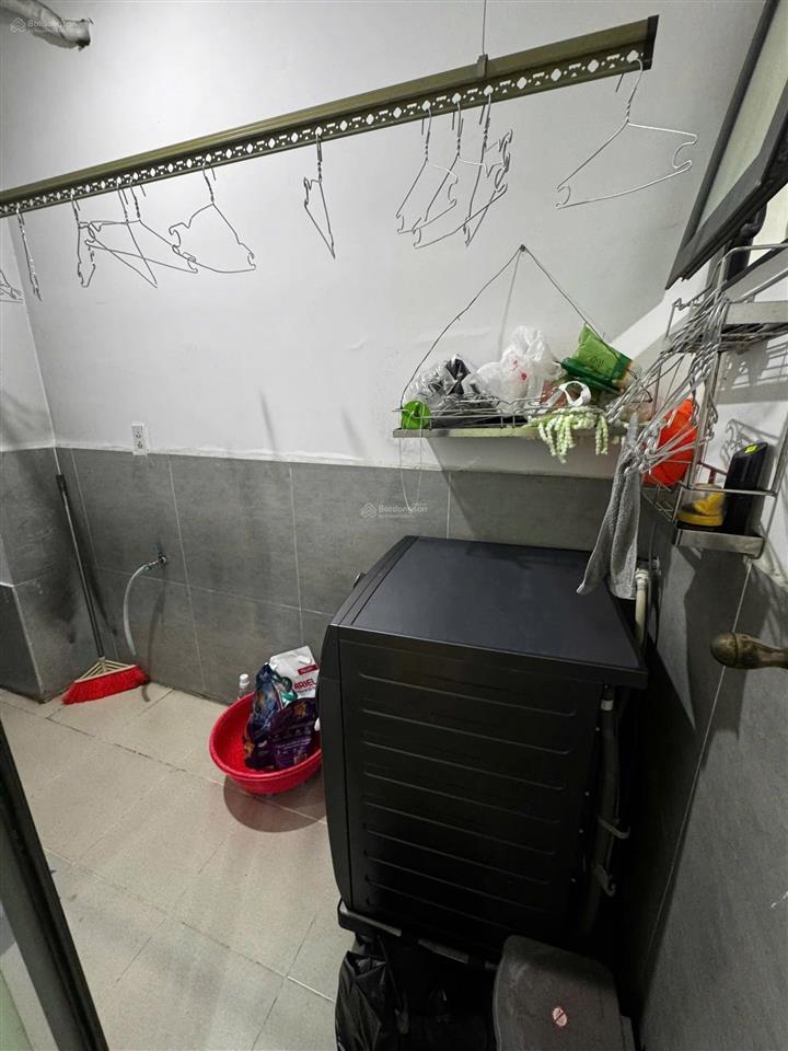 Hạ giá bán gấp căn góc hud phước long. diện tích 66m2, 2 phòng ngủ, 2wc. giá 2,550 tỷ.