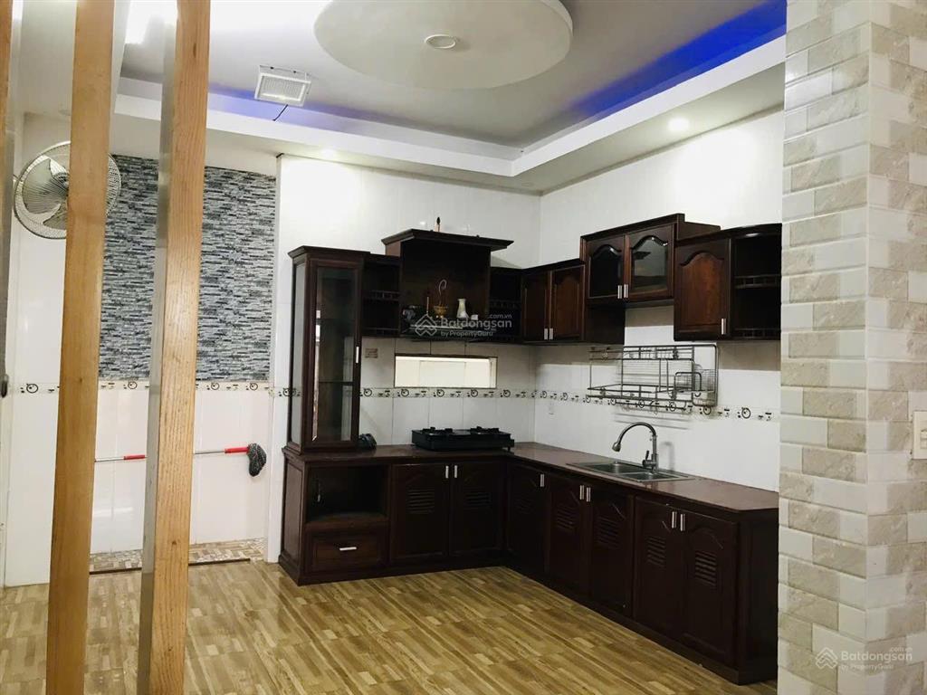 Nhà 4 tầng giá tốt mặt tiền đặng huy trứ gần biển, dt 76m2 có 4pn, 6wc, giá 9,3 tỷ.