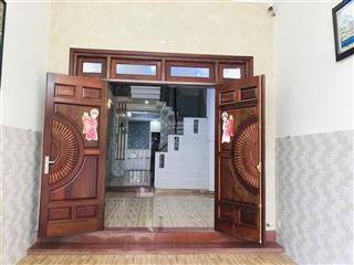 Nhà 4 tầng giá tốt mặt tiền đặng huy trứ gần biển, dt 76m2 có 4pn, 6wc, giá 9,3 tỷ.
