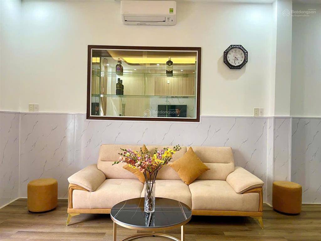 Nhà kiệt 4,5m hà bổng  cách biển đúng 100m  đang khai thác dòng tiền tốt