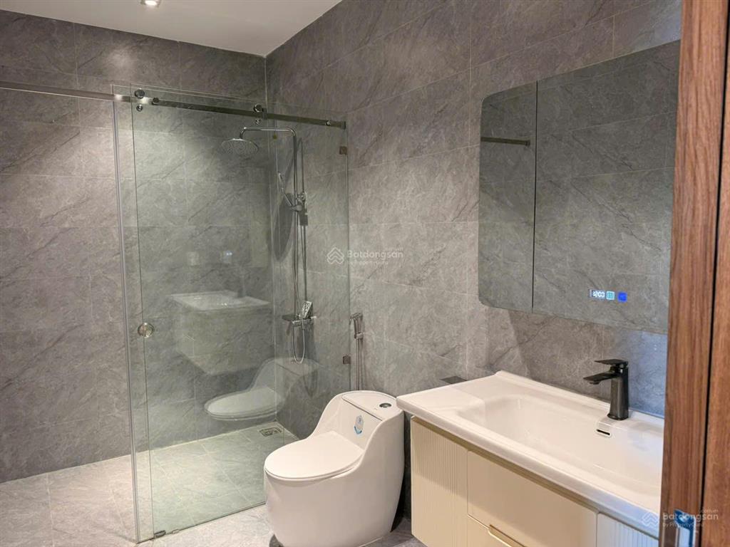 Nhà biệt thự đảo nổi view sông. hướng đông nam mát mẻ. phù hợp kinh doanh cà phê, spa, nghỉ dưỡng