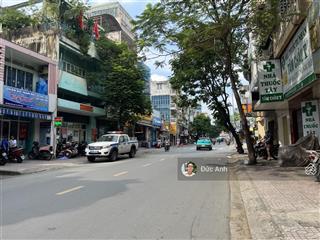 Góc 2 mặt tiền phạm văn hai  5 tầng thang máy  có sẵn dòng tiền