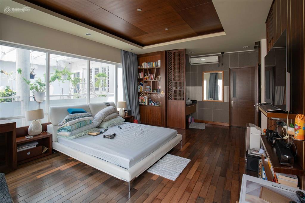 Biệt thự 43r hồ văn huê, p9, phú nhuận dt 7x17m, nhà khang trang 3 lầu