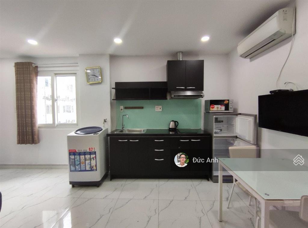 Bán nhà mặt tiền nguyễn hồng đào  khu bàu cát  7x18m  5 tầng  hdt 60tr/tháng