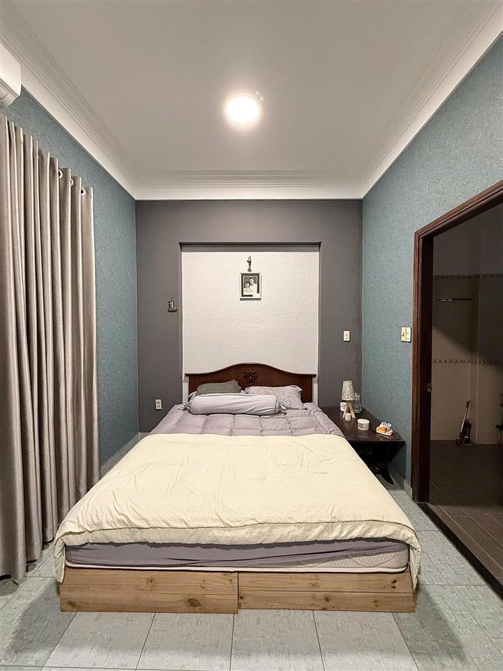 Mặt tiền yên thế khu sân bay, nhà 6 tầng thang máy, dòng tiền 80tr/tháng
