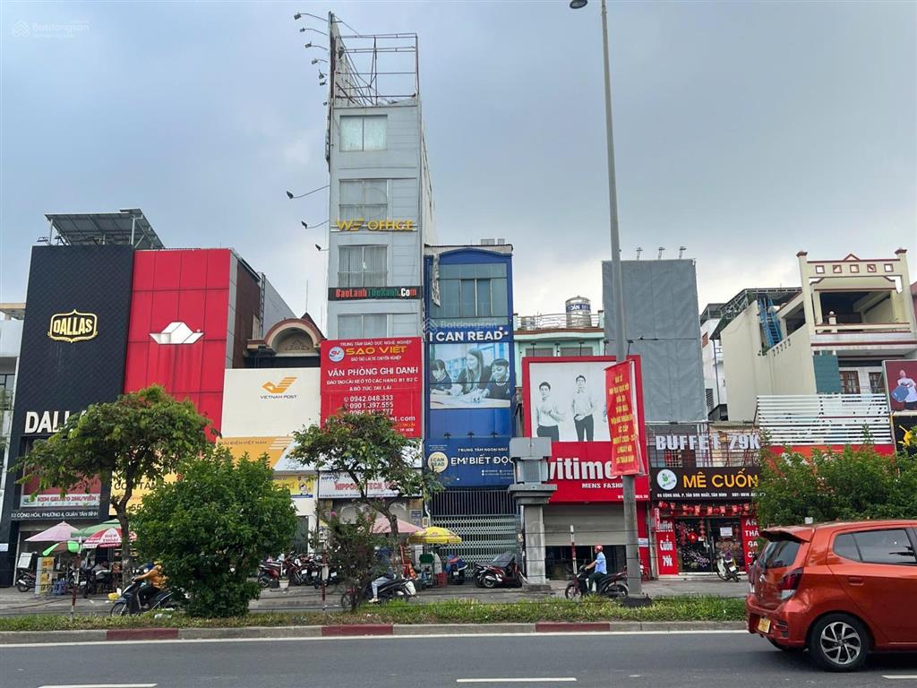Mặt tiền cộng hòa, đoạn đẹp gần lotte mart  k300. dt 5x21m giá bán 32 tỷ
