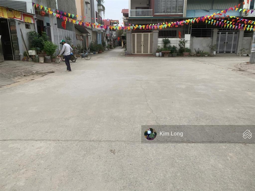 Chính chủ bán đấu giá x1 dục tú, lô góc 2 mặt tiền, dt 107m2, đườg nhựa asphalt, cạnh đường tứ liên