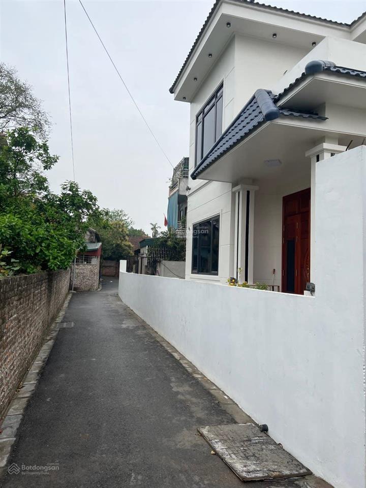 Chính chủ bán nhà, lô góc 2 mặt tiền, dt 107m2, cạnh đường 25m, cạnh đường tứ liên