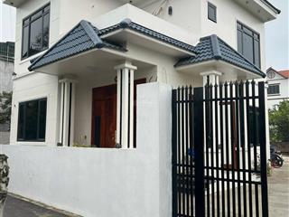Chính chủ bán nhà, lô góc 2 mặt tiền, dt 107m2, cạnh đường 25m, cạnh đường tứ liên