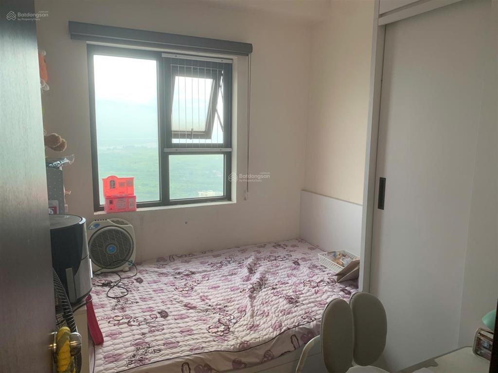 Chính chủ bán ch 50m2, 2pn  1vs, full nội thất cao cấp, view cầu nhật tân, xách vali về ở ngay