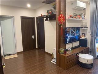 Chính chủ bán ch 50m2, 2pn  1vs, full nội thất cao cấp, view cầu nhật tân, xách vali về ở ngay
