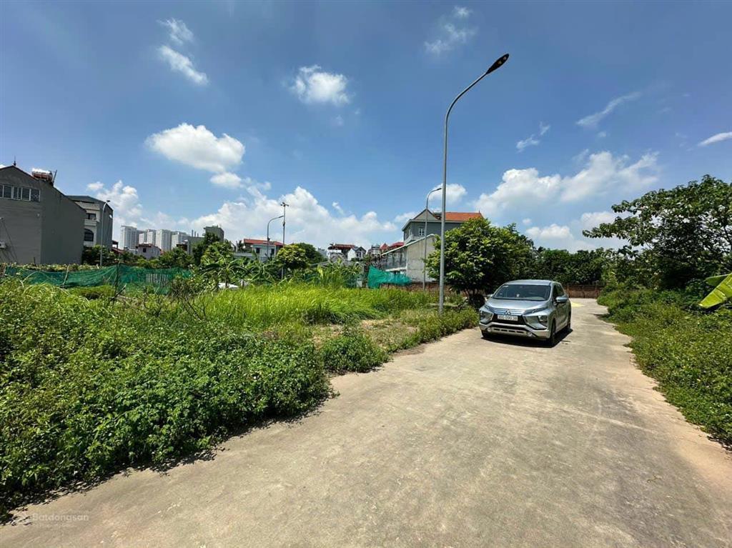 Chính chủ bán đất đấu giá hội phụ, dt 80m2, mt 5m, cạnh trung tâm triển lãm, vin cổ loa, giá rẻ
