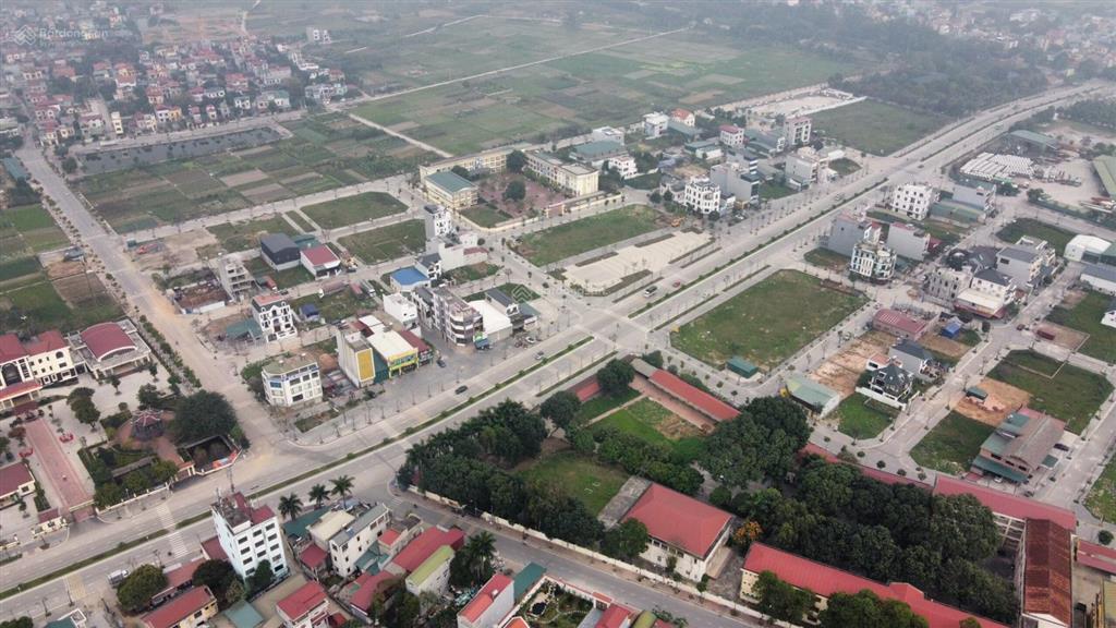 Chính chủ cắt lỗ bt nguyên khê lô góc 2 mặt tiền, 245m2 đối diện trường học kinh doanh đỉnh, giá rẻ