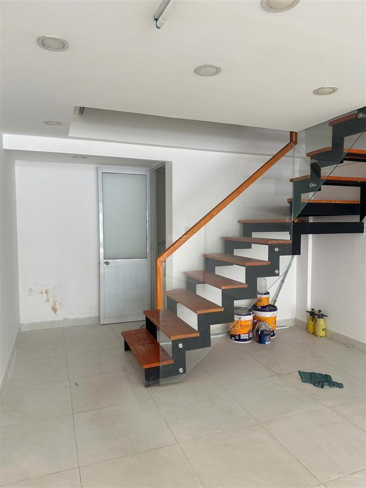 Bán nhà nhà mặt tiền cư xá bình thới, quận 11 nay là phường bình thới 64m2, 2 lầu sân thượng