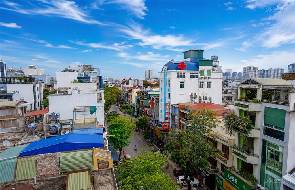 Cho thuê nhà mặt tiền 8m mặt phố hai bà trưng, giá chỉ 50 triệu/tháng