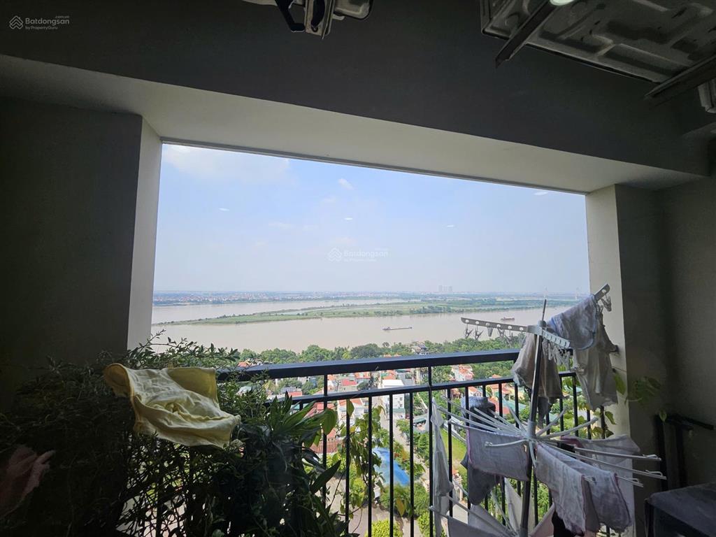 Chính chủ cần tiền bán gấp căn hộ 70m22pn2wwc  5.6 tỷ  tây hồ riverview
