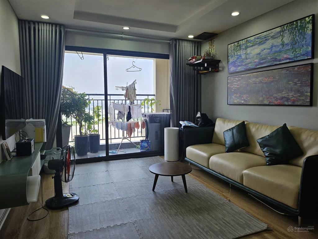 Chính chủ cần tiền bán gấp căn hộ 70m22pn2wwc  5.6 tỷ  tây hồ riverview