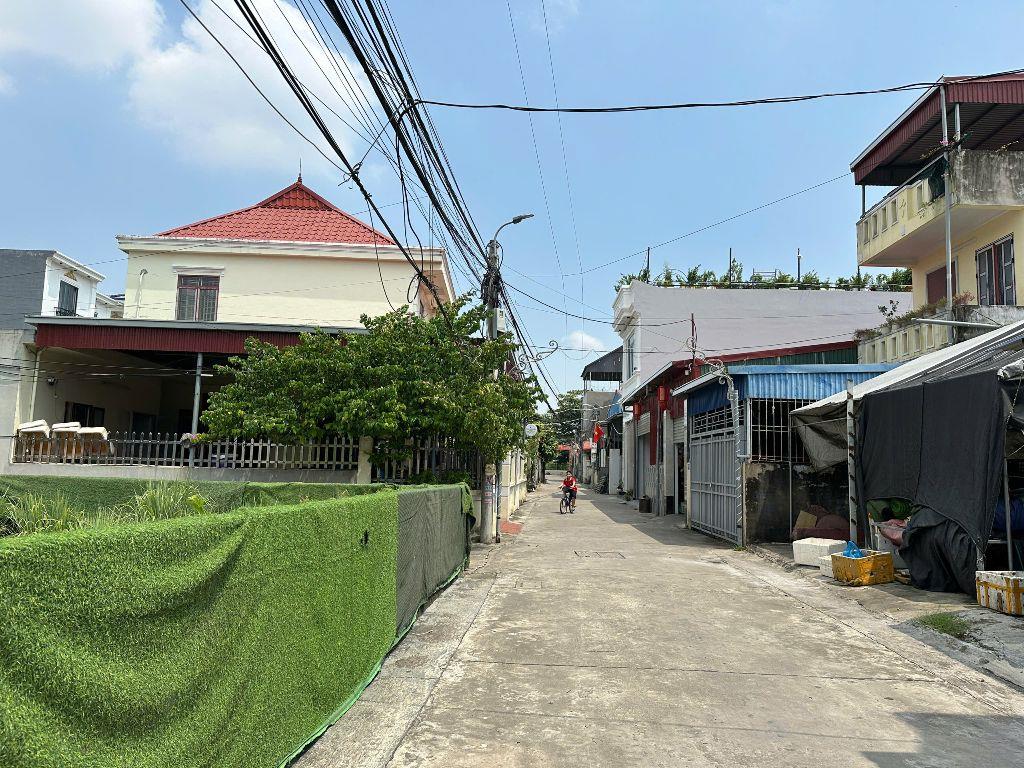 Bán đất ngõ 76 Tràng Cát dt 60,5m2 ngõ rộng thực tế 3m oto vào tận nơi $$$ chỉ 22tr/m2.  