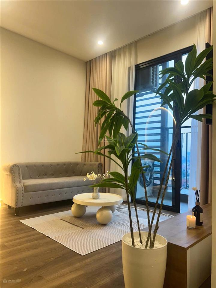 Cho thuê căn studio full đồ mới tinh khu beverly đang bàn giao giá 7tr/th