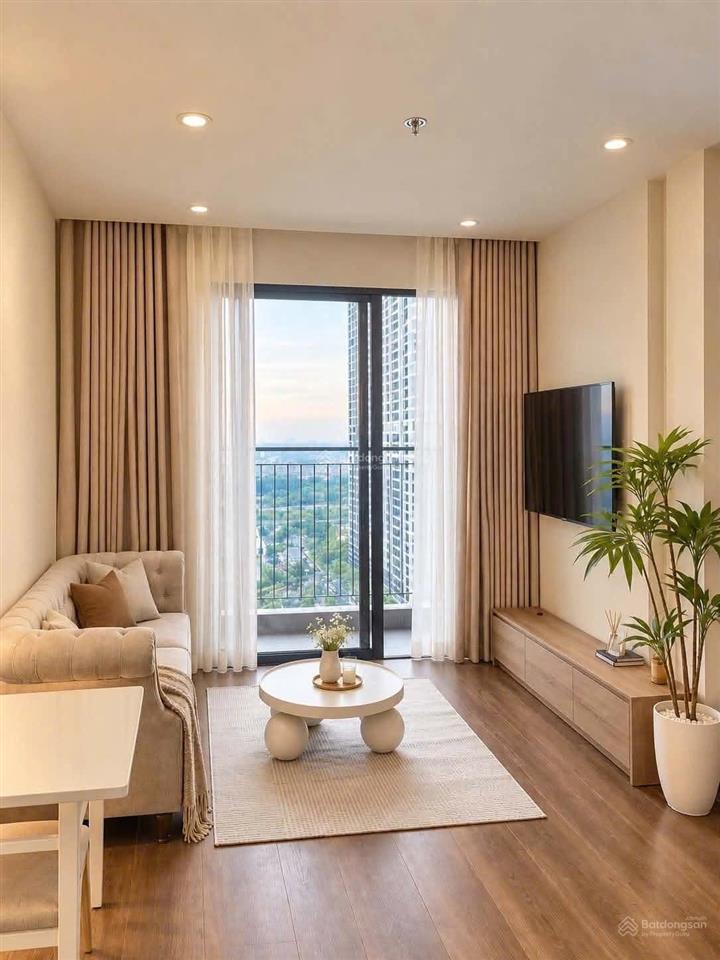 Cho thuê căn studio full đồ mới tinh khu beverly đang bàn giao giá 7tr/th