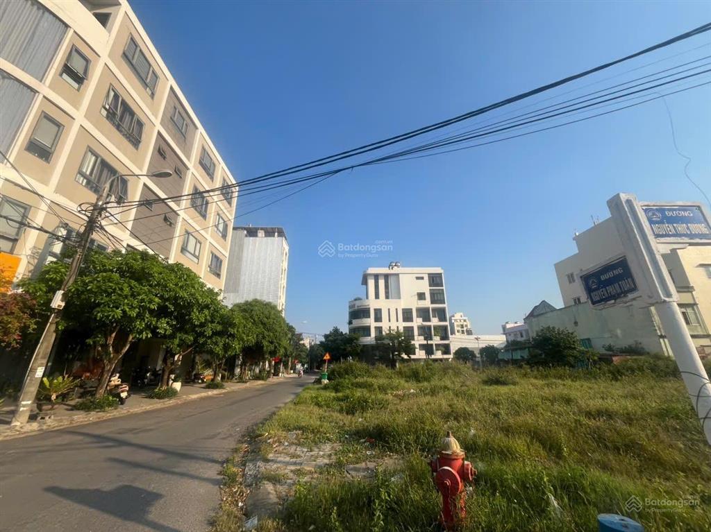 Bán lô đất vị trí sát biển nguyễn phạm tuân 92,5m2 đấu lưng trường sa