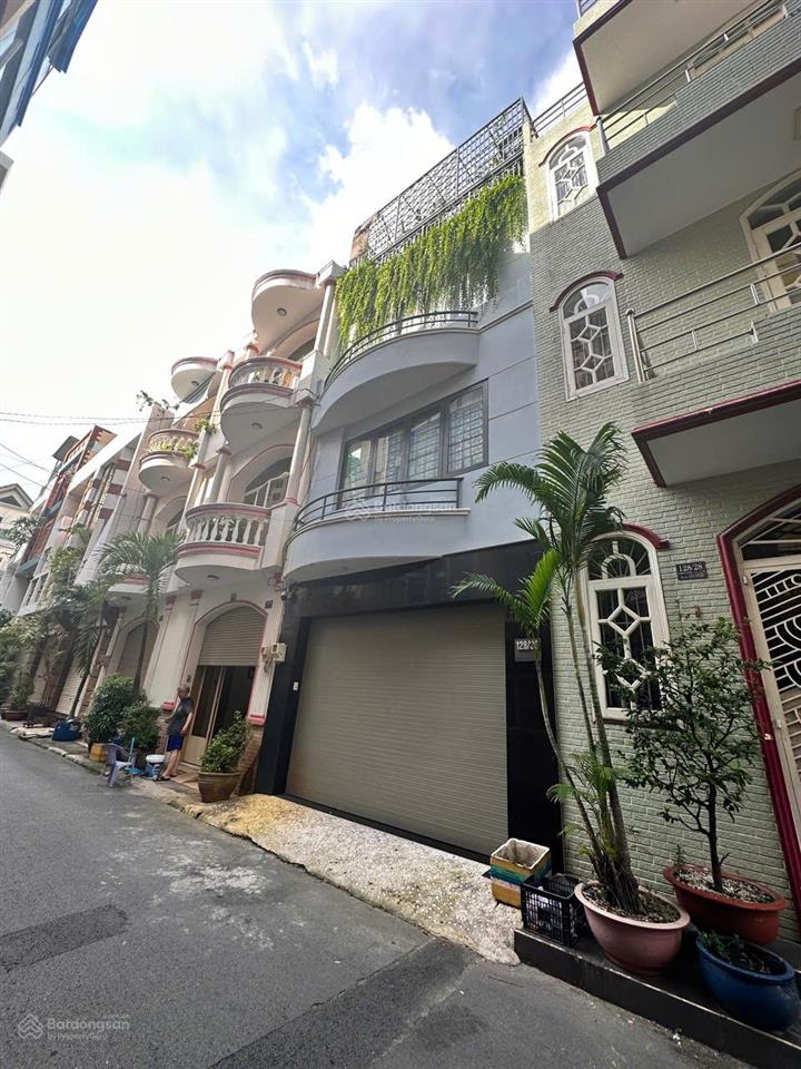 Bán nhà hxh thiên phước, p.9, tân bình, dt 5x10m  2 lầu + st nhà mới, giá chỉ 11.5 tỷ. 0931 456 ***