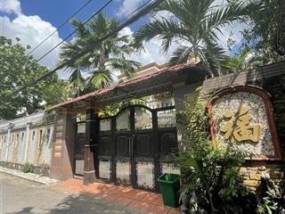 Cần bán 13x30m nhà cấp 4 tiện xây mới  khu biệt thự hòa hưng  phường 12  quận 10.  0931 456 ***