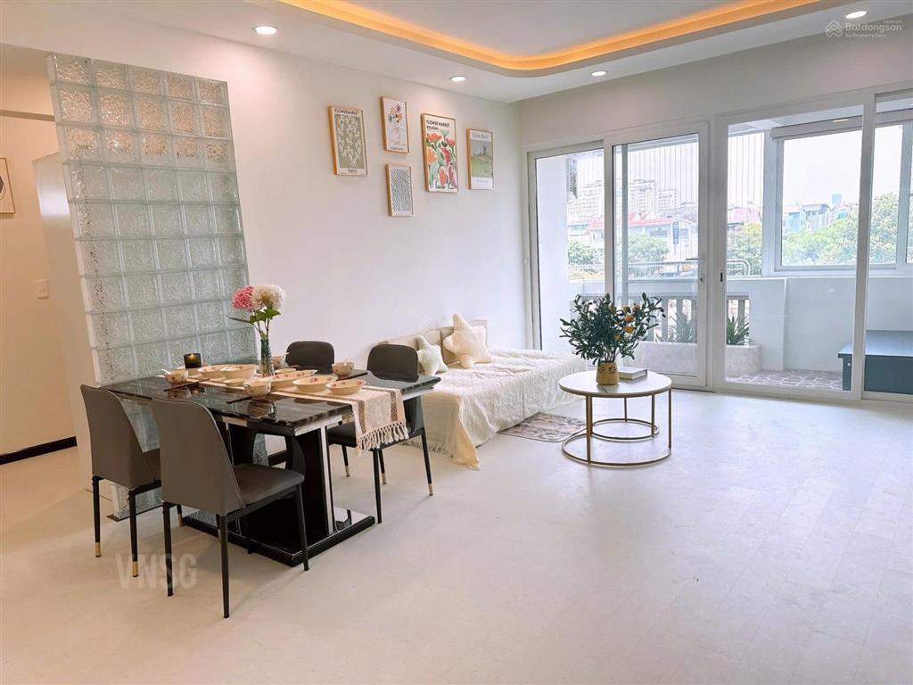 Cho thuê ch 3pn, 2wc, 118m2 tại mỹ khánh 1, 25 triệu/th vnd