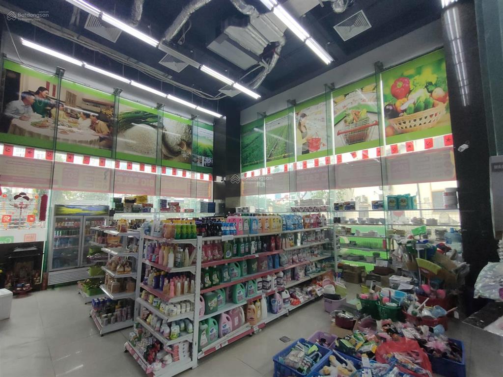 Cho thuê mbkd tầng 1 golden palace mễ trì 325m² | phù hợp siêu thị, nhà hàng chay | giá 130 triệu