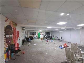 Cho thuê văn phòng 400m² tầng 2 nguyễn văn giáp, nam từ liêm giá chỉ 30 triệu/tháng