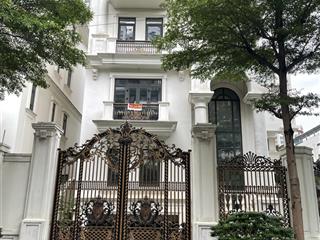 Cho thuê biệt thự thô lô góc lô góc the zei lê đức thọ mỹ đình, 295m2, mt 30m giá 100tr quá đẹp