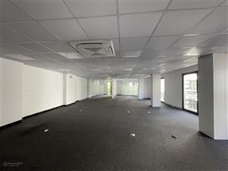 Cho thuê văn phòng lô góc dương khuê, dt 150m2/tầng, giá chỉ 28tr/sàn siêu đẹp
