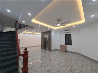 Cho thuê nguyên căn bt liền kề hàm nghi, mỹ đình dt 60m2 x 4 tầng đồ cơ bản thang máy giá 40tr