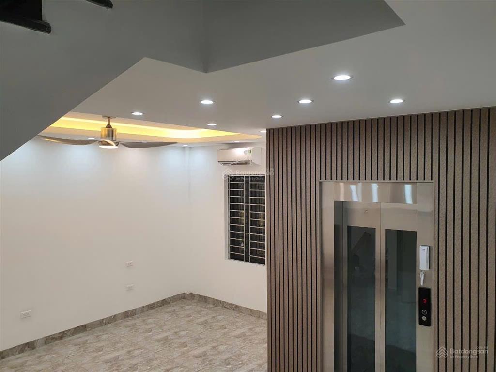 Cho thuê nguyên căn bt liền kề hàm nghi, mỹ đình dt 60m2 x 4 tầng đồ cơ bản thang máy giá 40tr