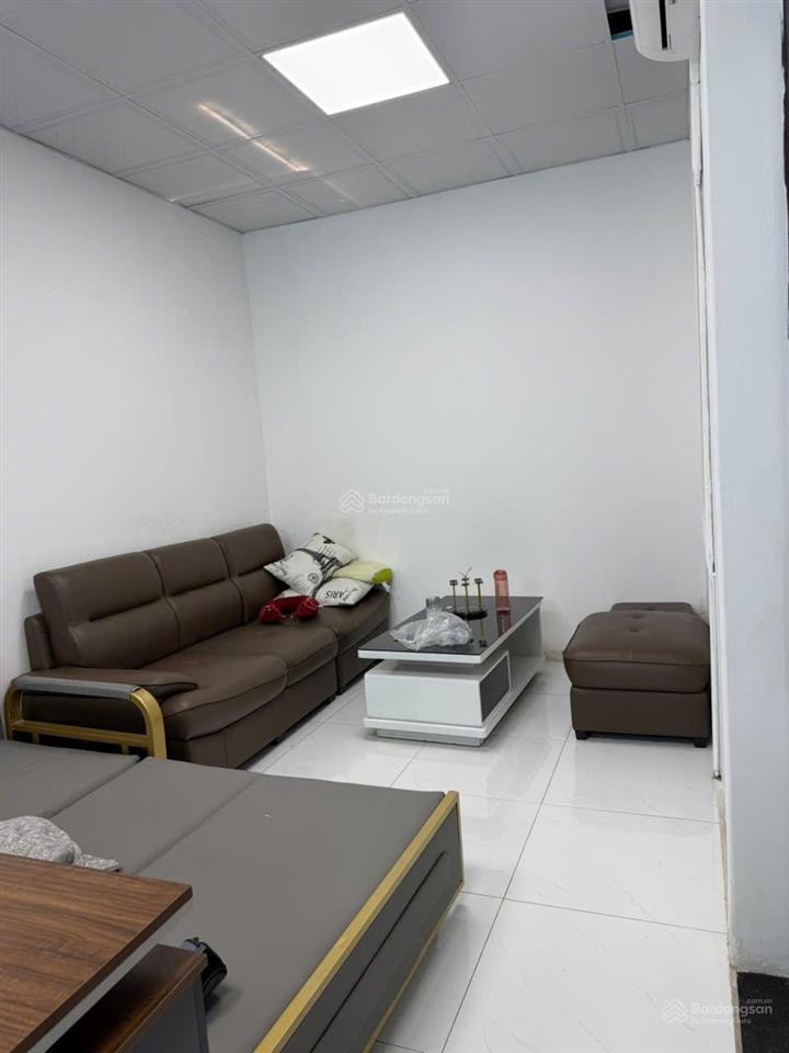 Cho thuê nguyên căn bt liền kề vingardenia hàm nghi dt 93m2 x 5 tầng mt6m thang máy đẹp, giá 50tr