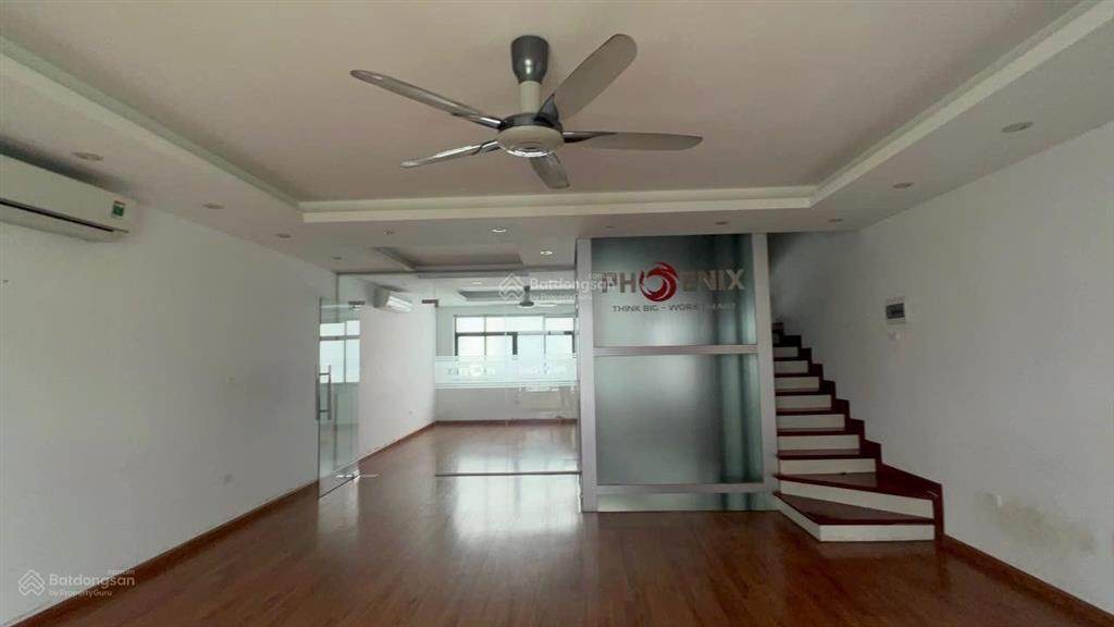 Cho thuê biệt thự làm văn phòng hàm nghi, mỹ đình 2, 180m, 4 tầng, mặt tiền 10m giá tốt 45tr