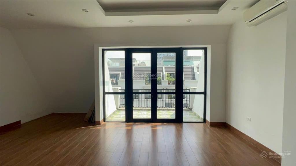 Cho thuê biệt thự làm văn phòng hàm nghi, mỹ đình 2, 180m, 4 tầng, mặt tiền 10m giá tốt 45tr