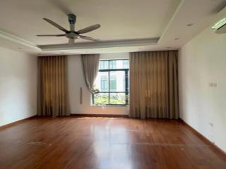 Cho thuê biệt thự làm văn phòng hàm nghi, mỹ đình 2, 180m, 4 tầng, mặt tiền 10m giá tốt 45tr