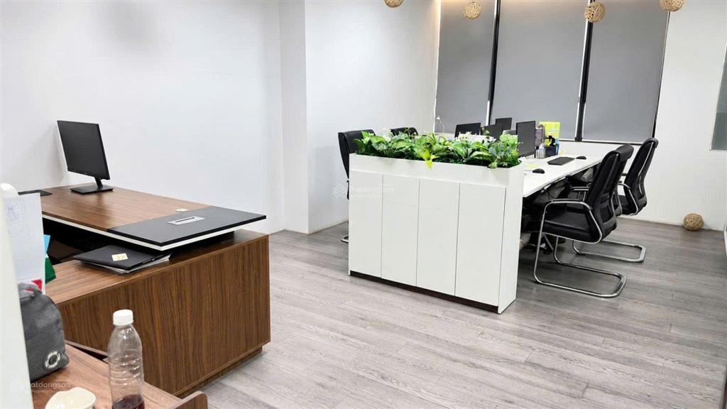 Cho thuê gấp văn phòng golden field nguyễn cơ thạch  diện tích 149,2m  giá chỉ 10 usd/m2