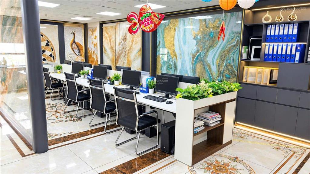 Cho thuê gấp văn phòng golden field nguyễn cơ thạch  diện tích 149,2m  giá chỉ 10 usd/m2