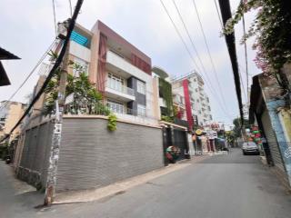 Bán nhà mới sát mt tăng bạt hổ  lê quang định (5,4x22) 3 tầng kiên cố full nội thất. ôtô vào nhà