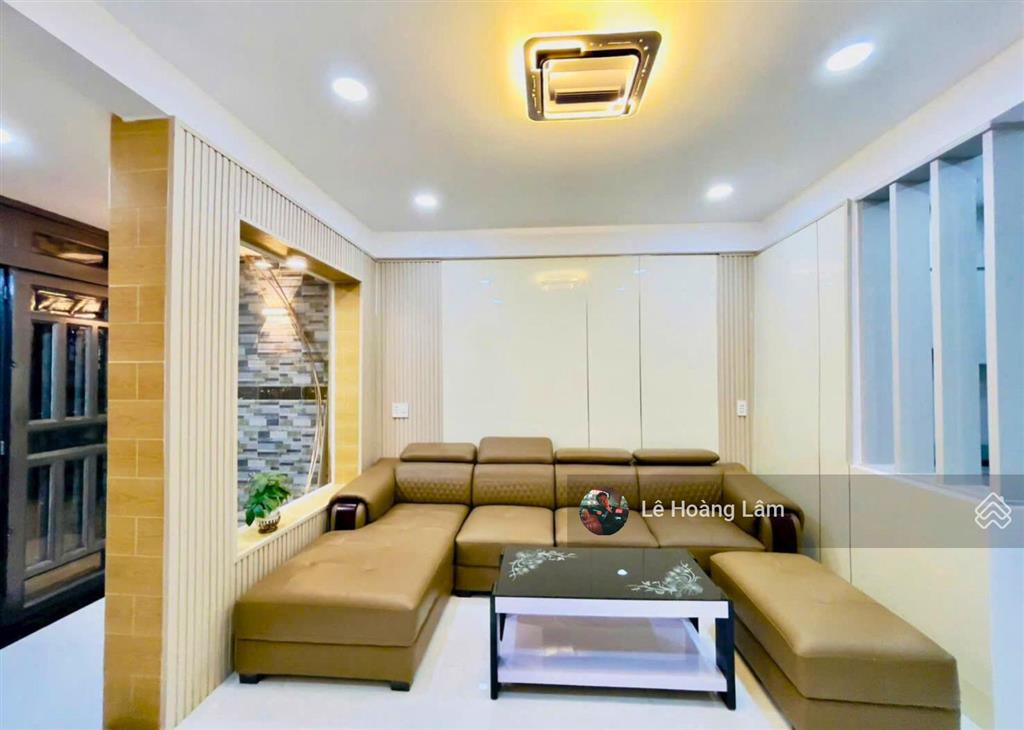 Bán nhà mới sát mt tăng bạt hổ  lê quang định (5,4x22) 2 tầng kiên cố full nội thất. ôtô vào nhà