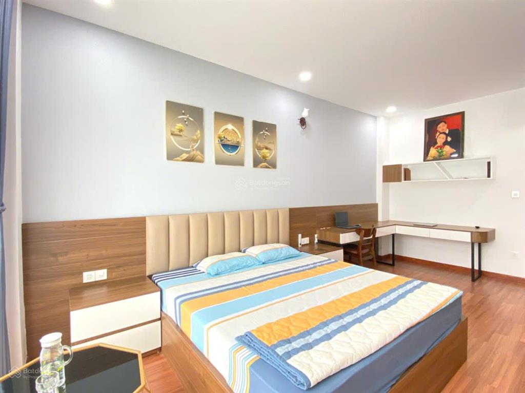 Nhà 3 tầng gói 8 mỹ gia có dòng tiền cho thuê (32tr/ tháng)