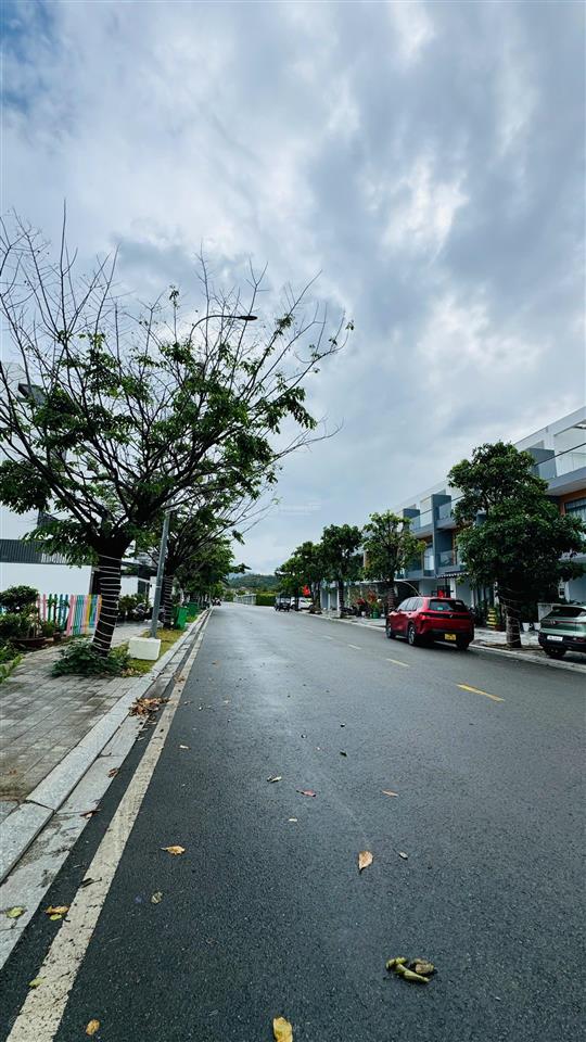 Bán nhà phố hiện đại  mỹ gia gói 7