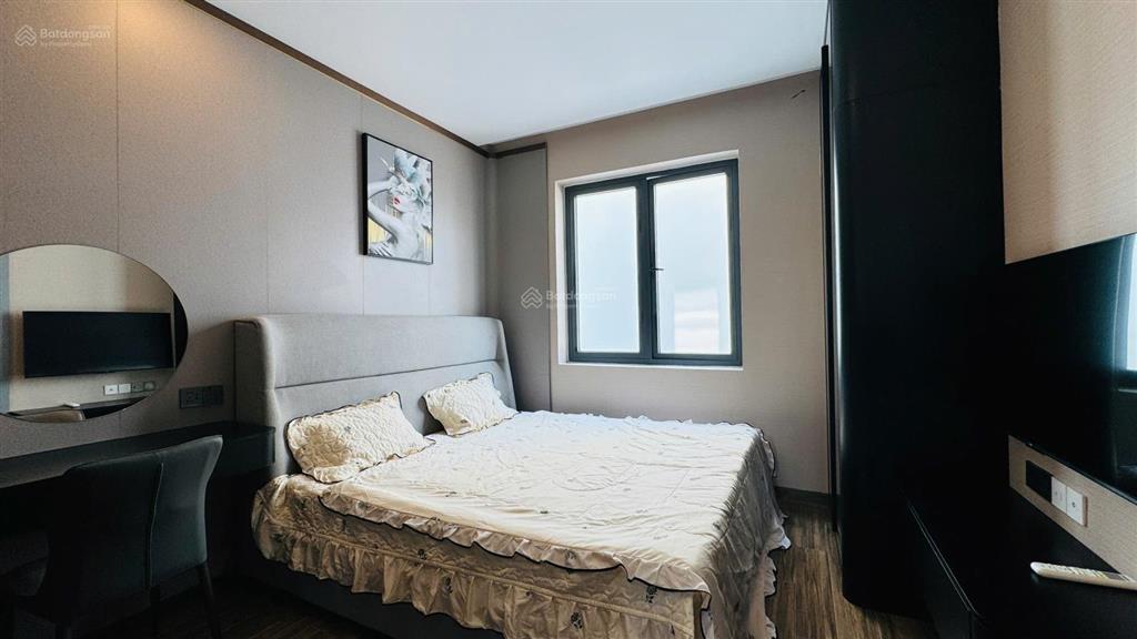 Bán nhà full nội thất  view hồ bơi   công viên lớn gói 8 mỹ gia