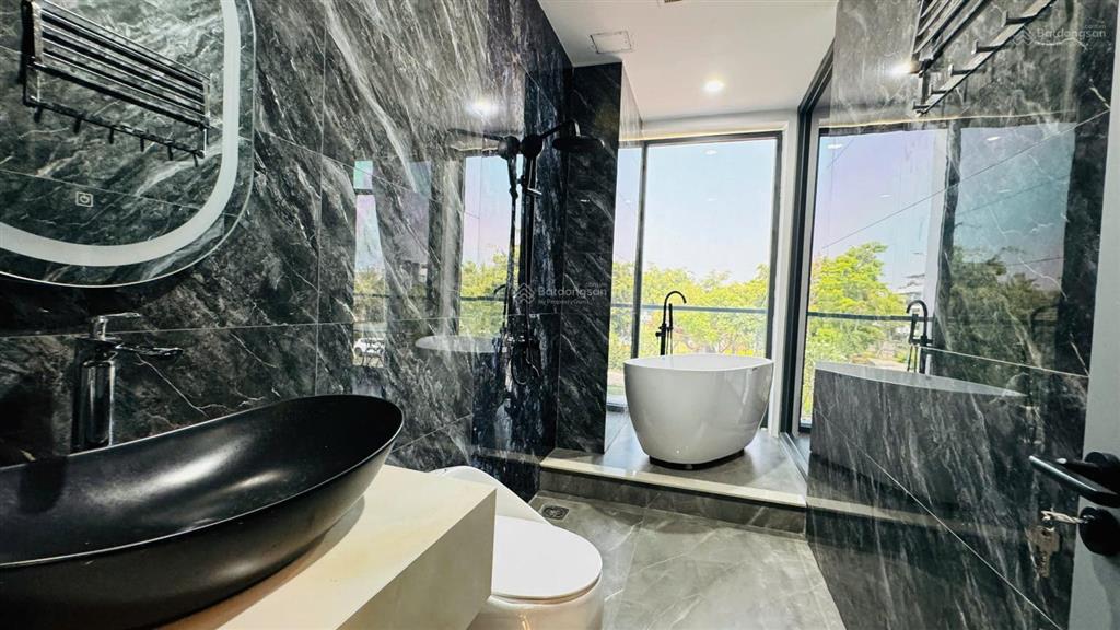 Bán nhà full nội thất  view hồ bơi   công viên lớn gói 8 mỹ gia