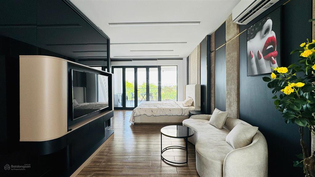 Bán nhà full nội thất  view hồ bơi   công viên lớn gói 8 mỹ gia