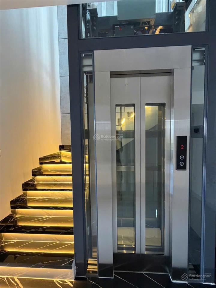 Nhà mới có thang máy
gói 5 mỹ gia, nha trang.